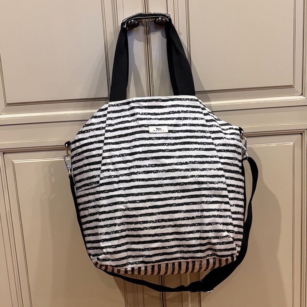 Scout “oh Buck It” bag black and white stripe